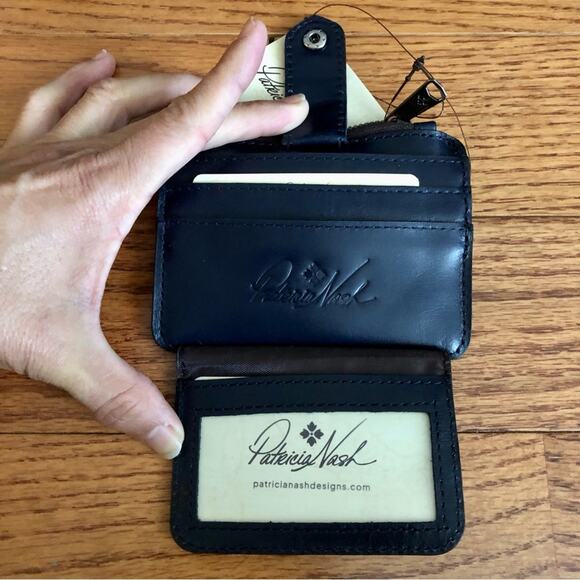 Patricia Nash Cassis Le Fleur ID Leather Card Blue Floral Wallet NWT - Picture 6 of 7